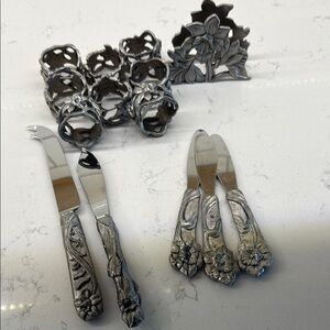 Seagull Vintage Floral pewter Napkin Rings and Cheese Knives Set